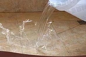 石渠漏水维修 免砸砖防水材料该如何施工